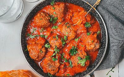 Meatballs with cheese in tomato sauce